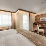 Bismarck Hotel
