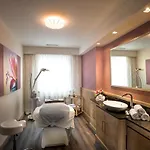 Bismarck Hotel 4*