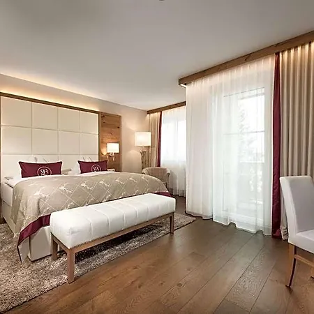 Bismarck Hotel