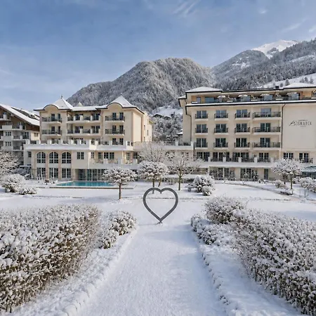 Bismarck Hotel 4*